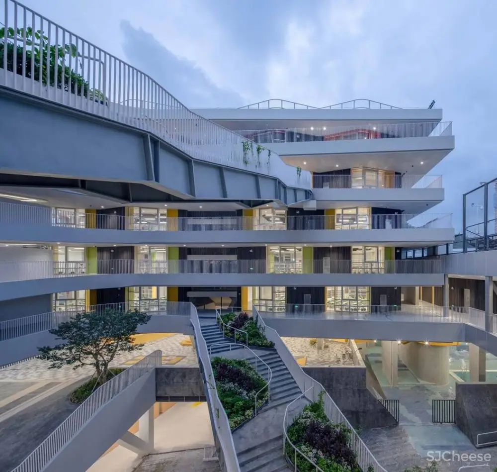 源计划 | 安托山山包概念的深圳红岭实验小学