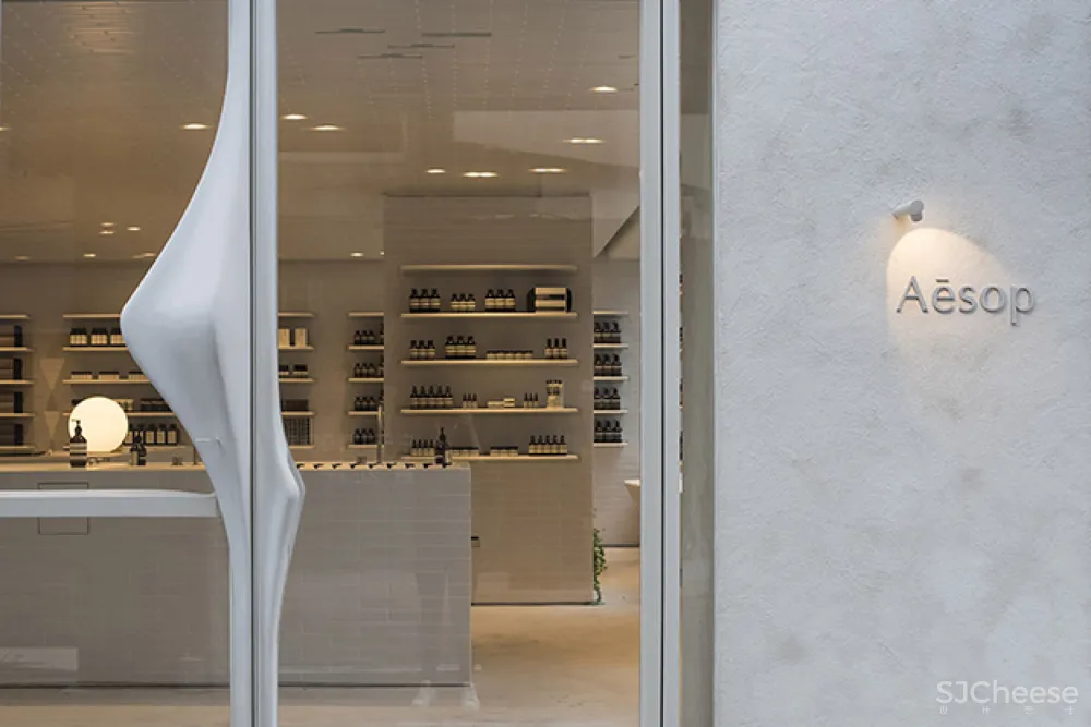 Mlkk Studio | 两间伊索Aesop店面设计