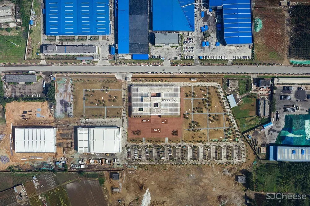 建筑营｜光影的庭园-鼎石物流办公楼