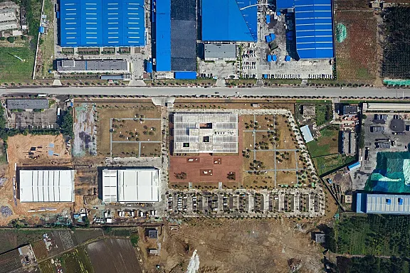 建筑营|光影的庭园-鼎石物流办公楼