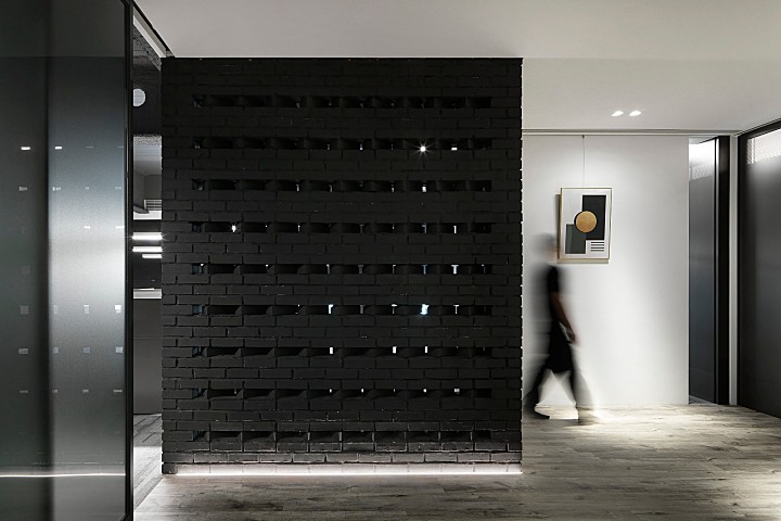 首发 | 台湾分子室内设计,The Black in Box / 盒子裡的灰