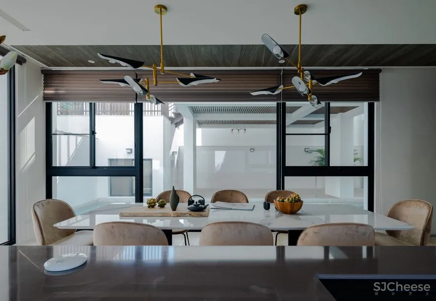 仝育设计 | 回归家的洗炼本质 逸居一座清朗心宅