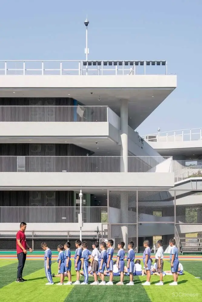 源计划 | 安托山山包概念的深圳红岭实验小学