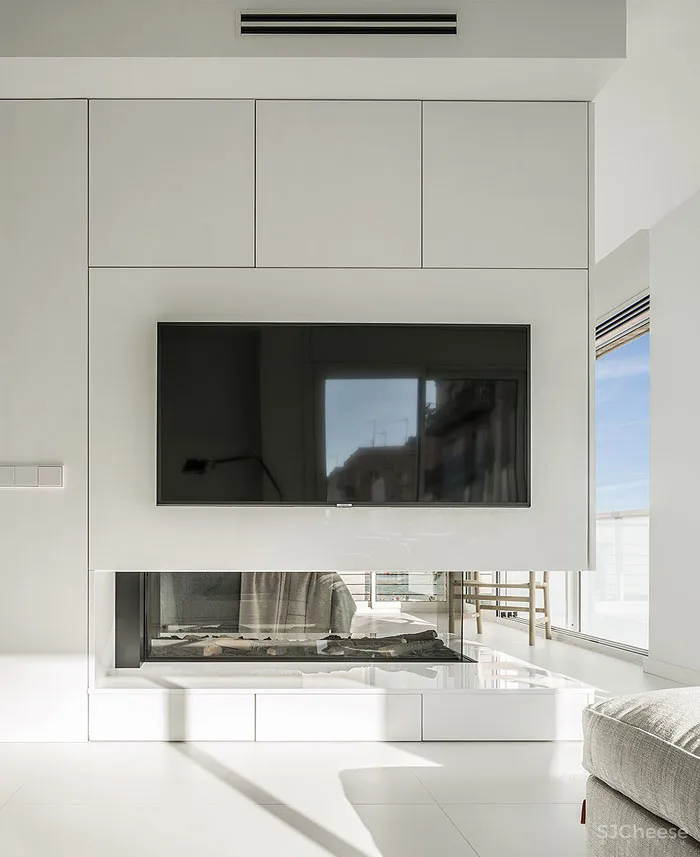 Susanna Cots | 巴塞罗那一间白色海边公寓