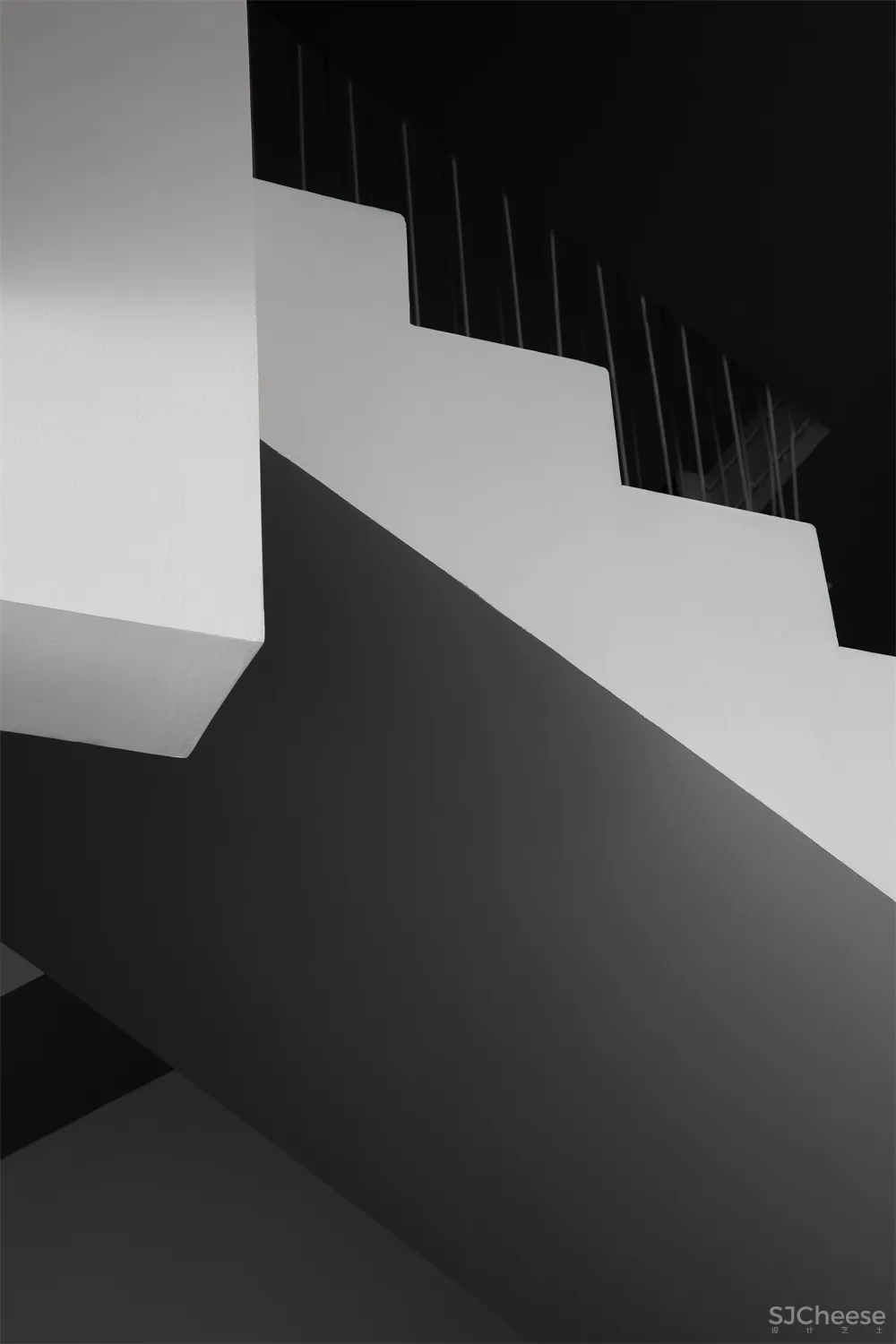 艾克建筑 | 叛逆者-JYC服饰办公空间