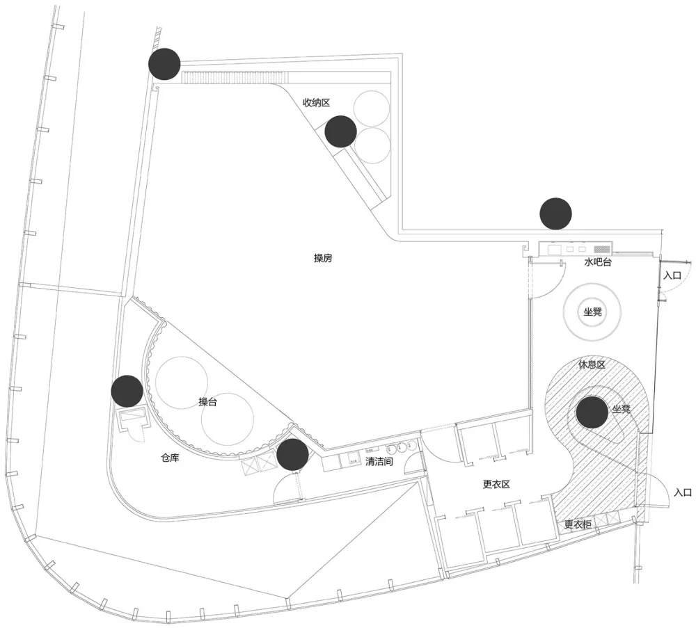 超级猩猩广州天环店 / GLC杰奥斯建筑设计