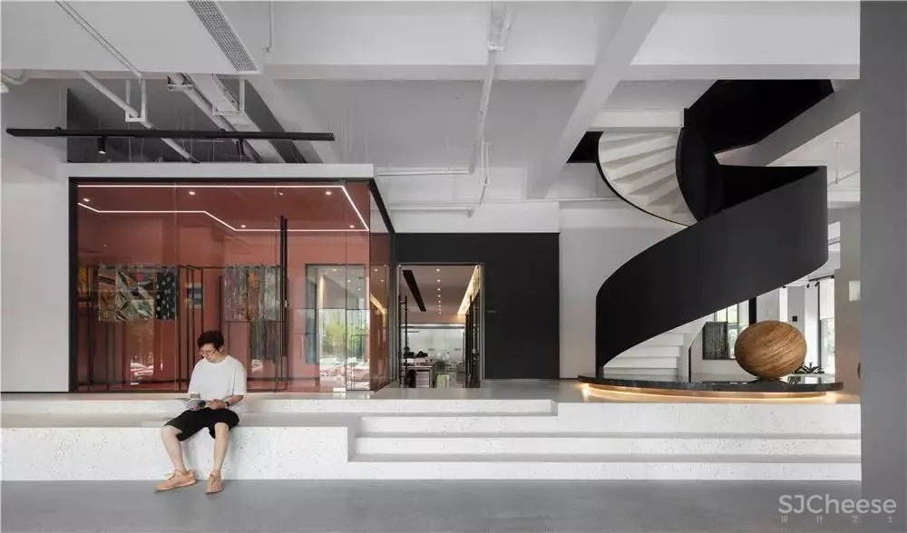 首发 | 蝶翠华庭时尚优雅叠排