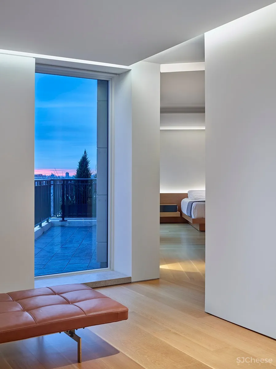 约克维尔公寓套房,多伦多 / Akb Architects