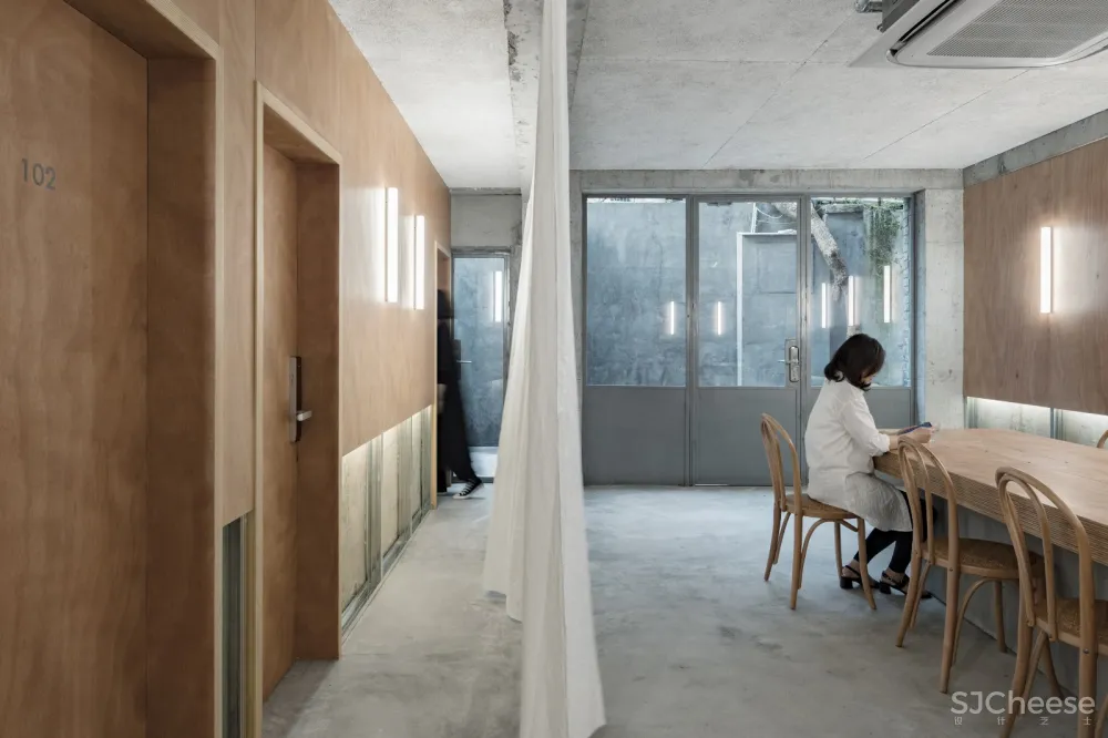 首发 | kooo architects设计,广州新余庆里11l号Far & Near民宿