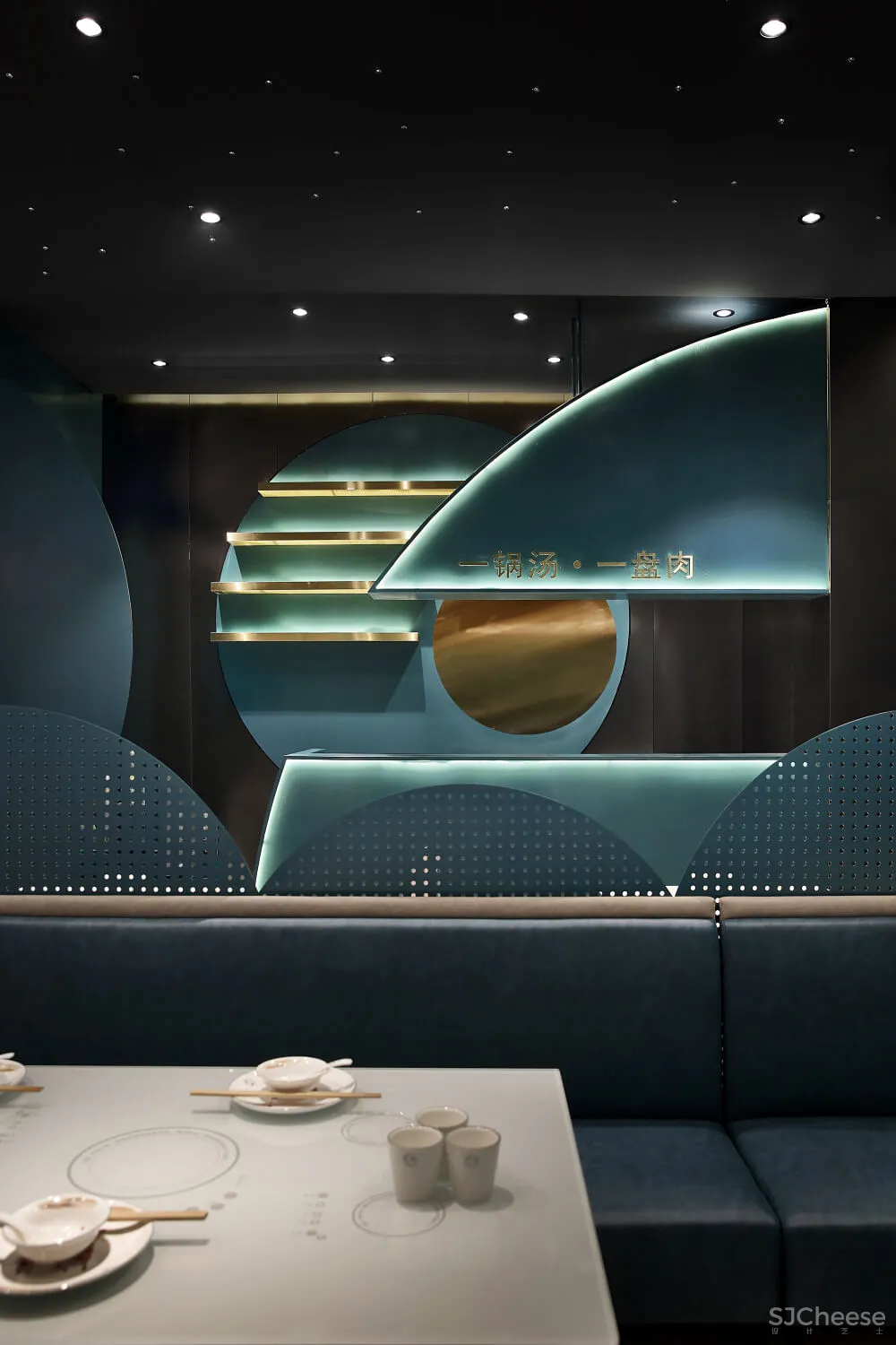 艺鼎新作 | 清风入夜过草原，正是吃羊好时间