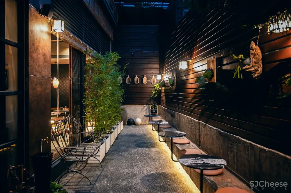 弄木人文空间 | 凝味·沉香——府城握咖啡