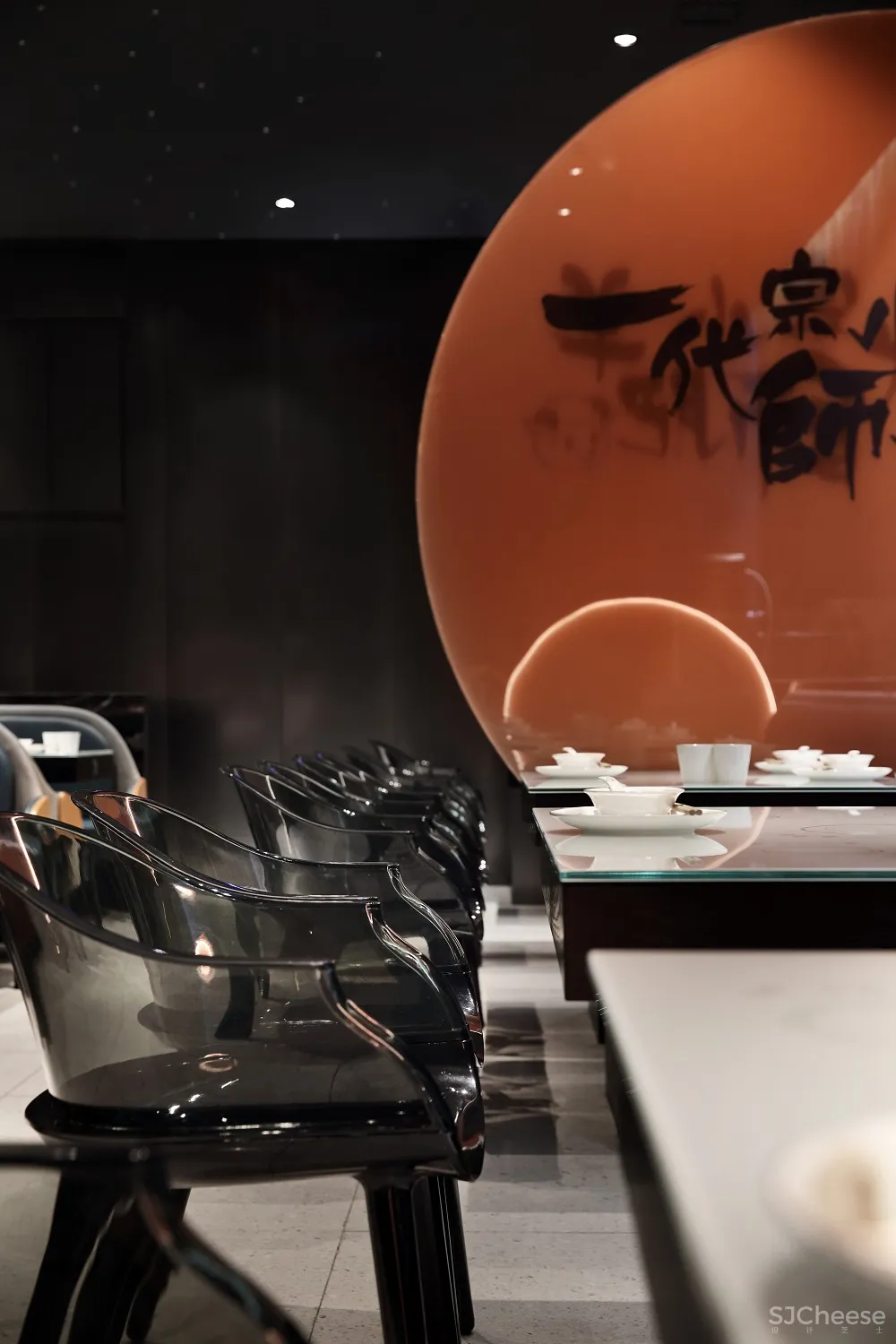 【艺鼎新作·小肥羊】： 清风入夜过草原，正是吃羊好时间