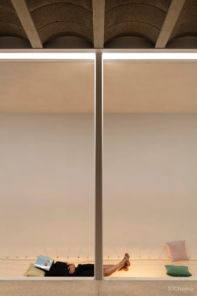 首发 | CRUX arquitectos设计,西班牙REI House简约住宅