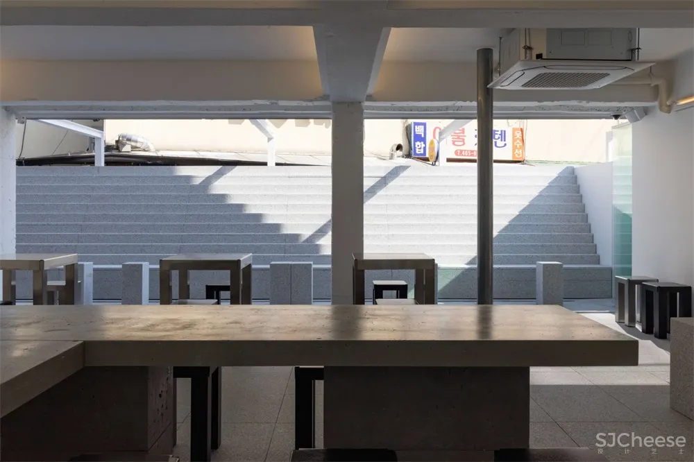 Studio Unrave l 韩国首尔一间极简主义咖啡厅