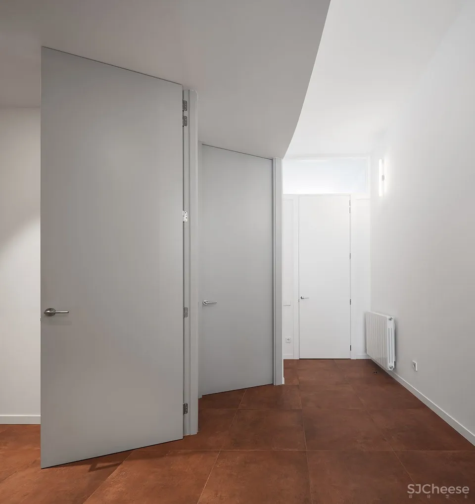 蒙卡达单户住宅改造，巴塞罗那 / Hiha Studio