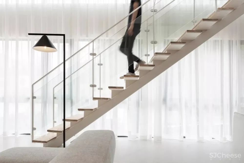 李益中空间设计丨贵阳华润悦府:空纳万境,自得而自由