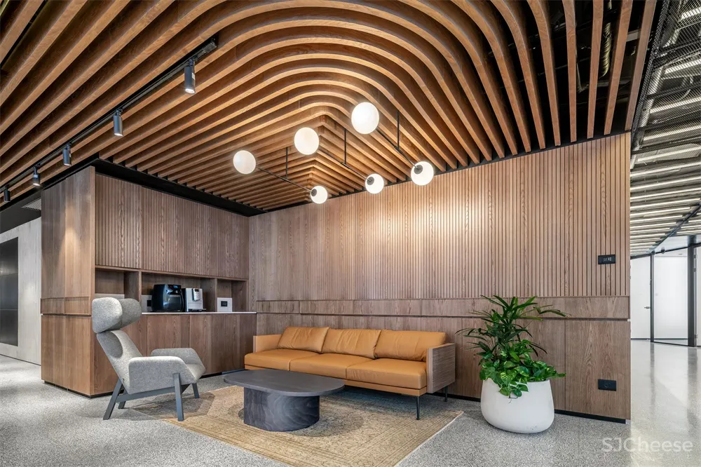RUST Architects l 以色列工程公司B.S.R.集团办公室