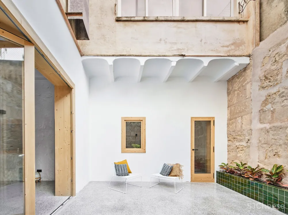 首发 | Mariana De Delás设计,位于马略卡岛的帕尔马世外桃源住宅