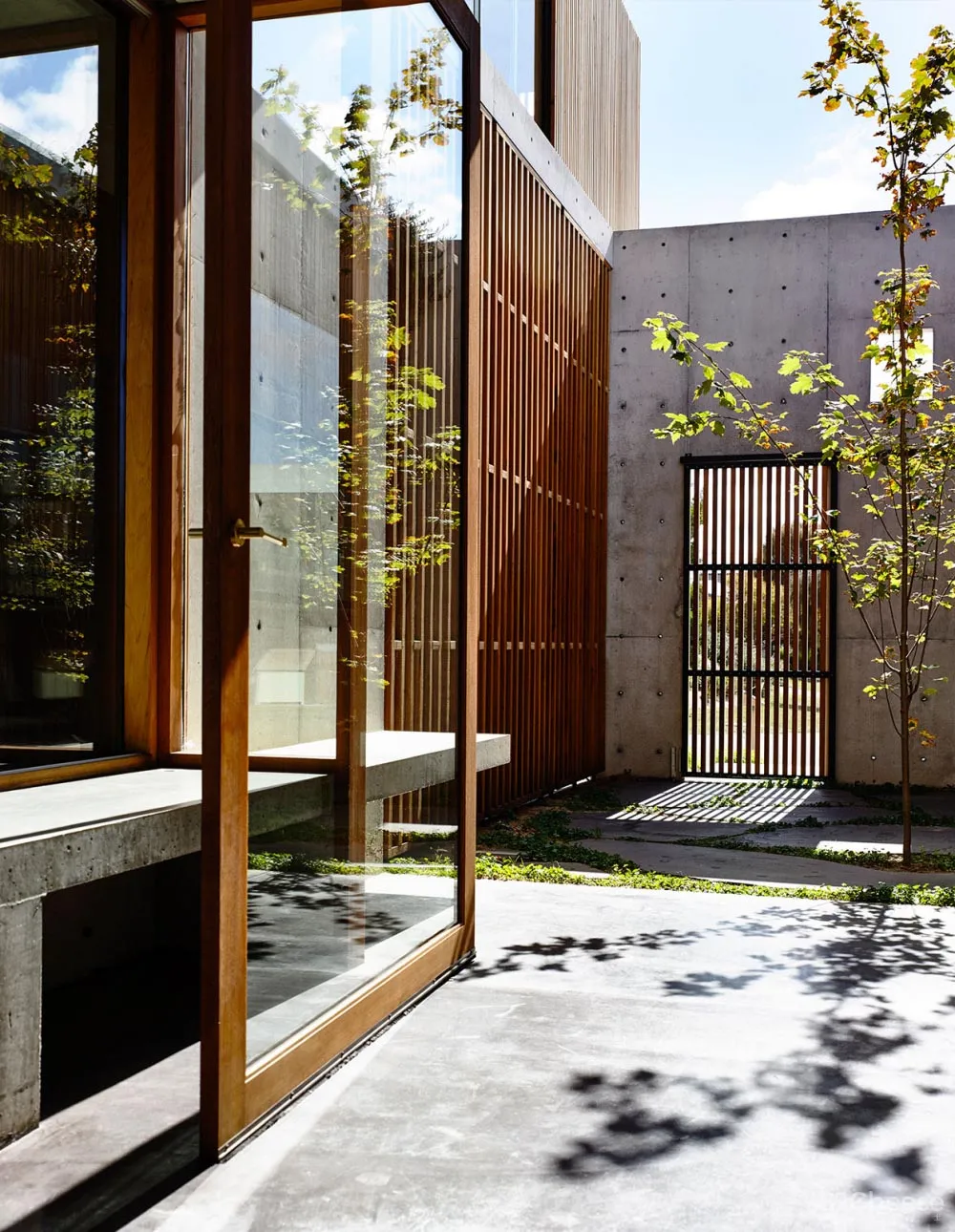 Auhaus l 维多利亚滨海清水混凝土别墅设计