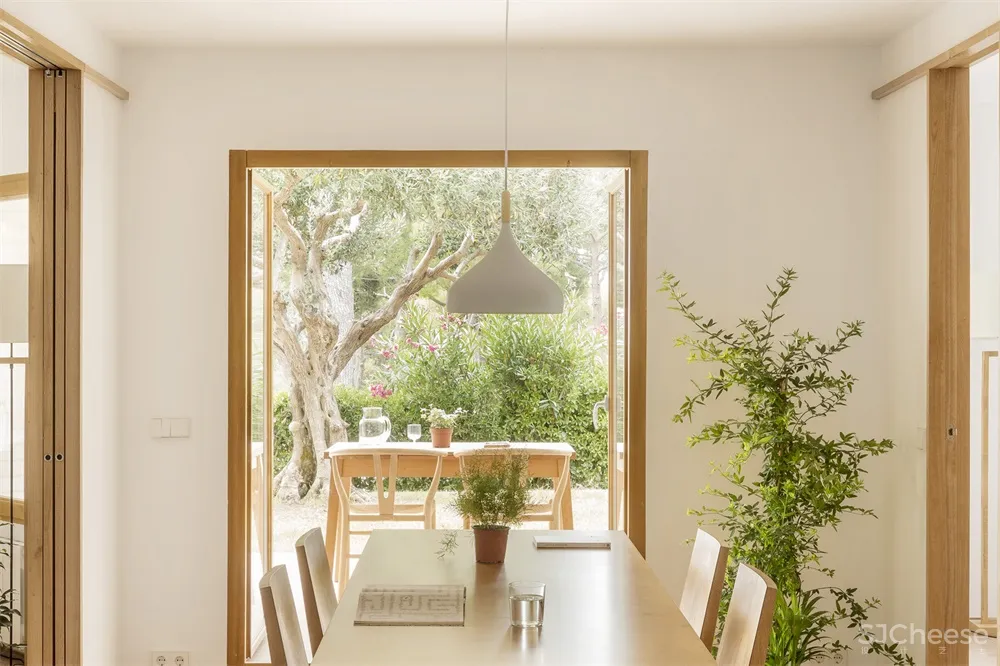 Román Izquierdo l 西班牙布拉瓦海岸公寓