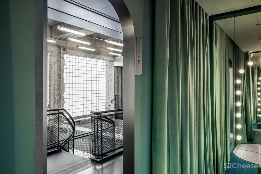 首发 | AIM恺慕建筑事务所,HARMAY话梅美妆北京旗舰店