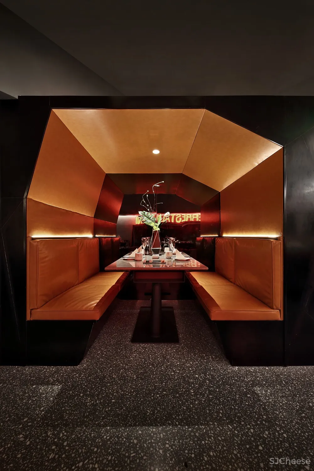 【艺鼎新作·虾胡闹】把大海藏进小龙虾，新意海鲜出新味！