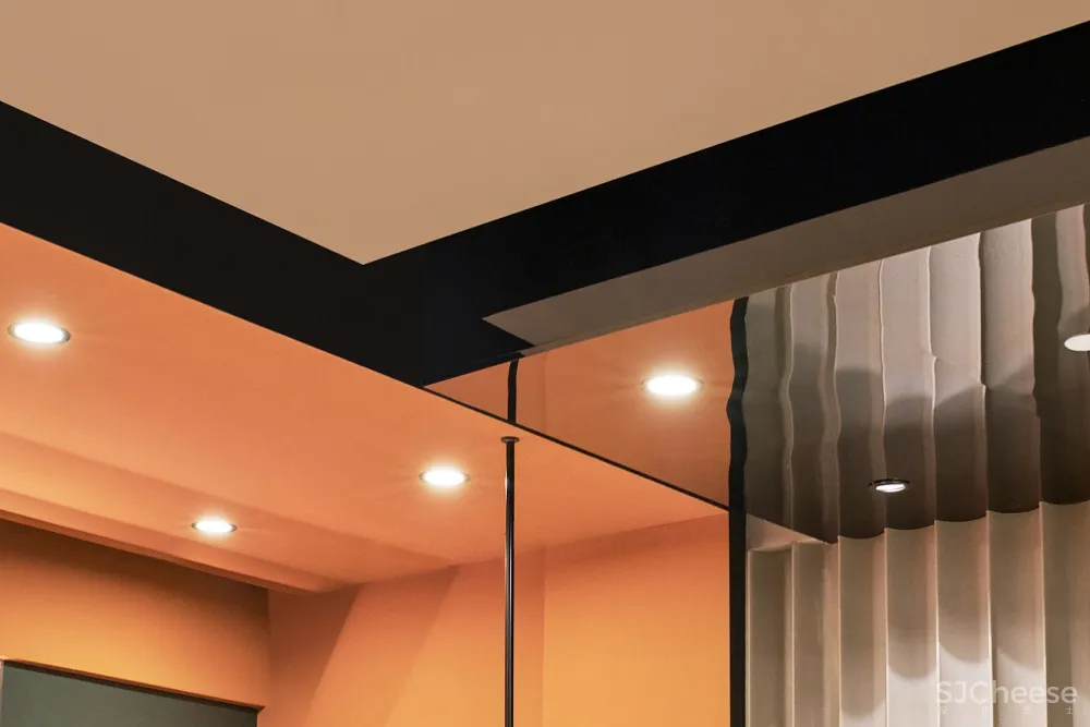 夏日奇妙酒店 / NI DESIGN