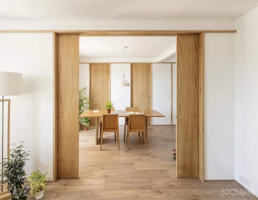 Román Izquierdo l 西班牙布拉瓦海岸公寓