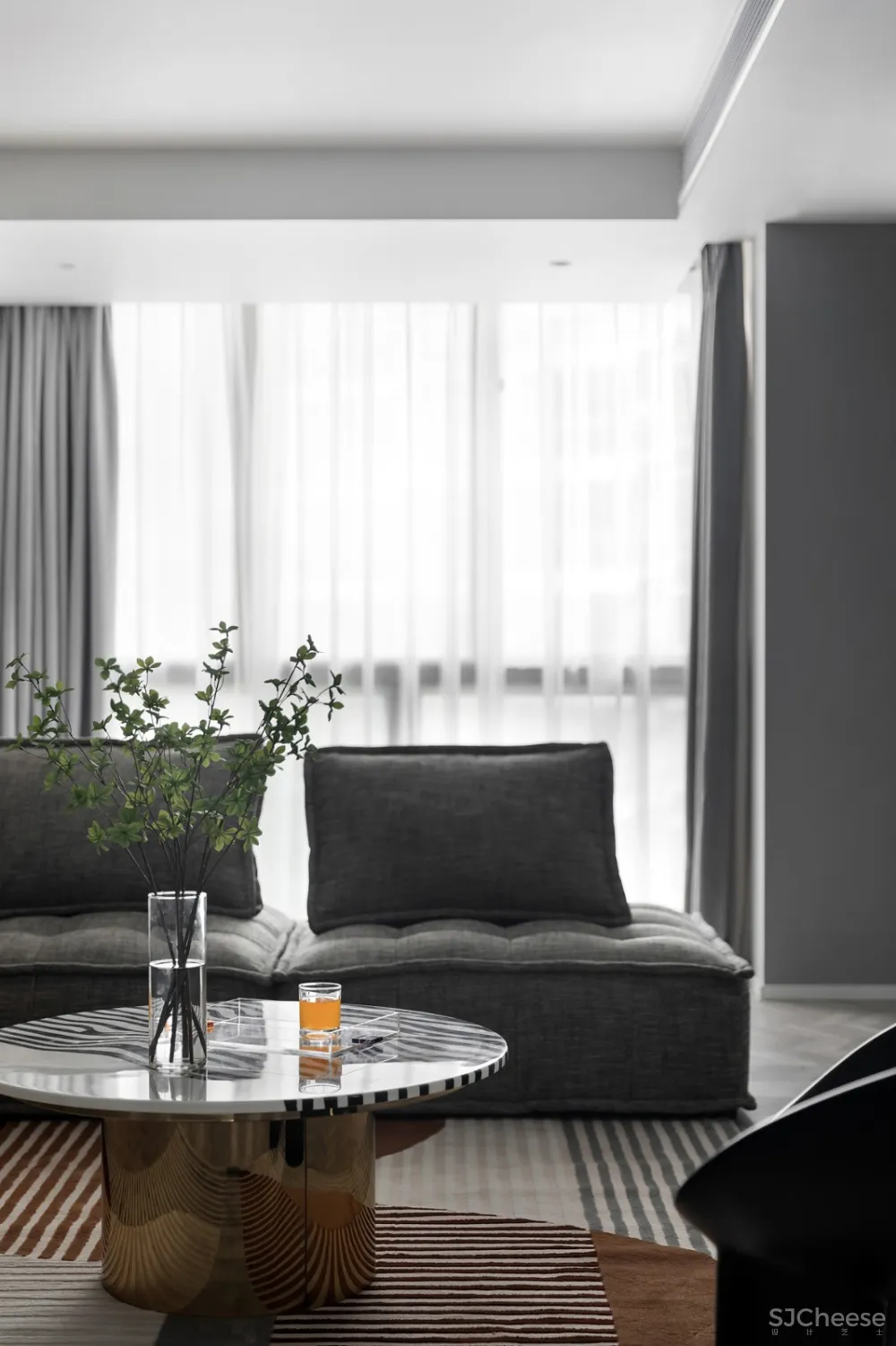 GHB空间设计 / 简约住宅实景 丨一間