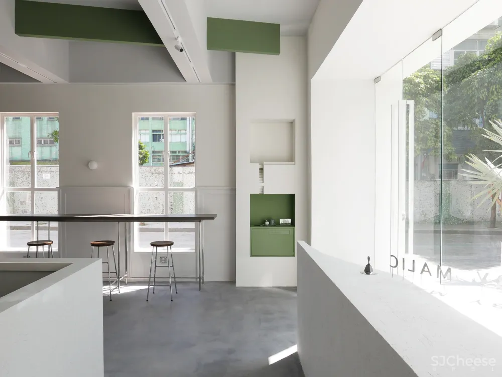 Bymalic咖啡，珠海 / 尔我空间设计研究室