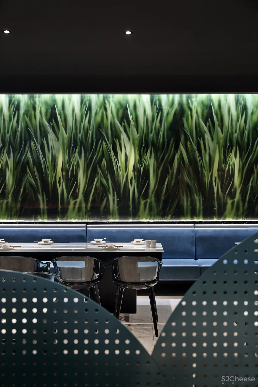 【艺鼎新作·小肥羊】： 清风入夜过草原，正是吃羊好时间