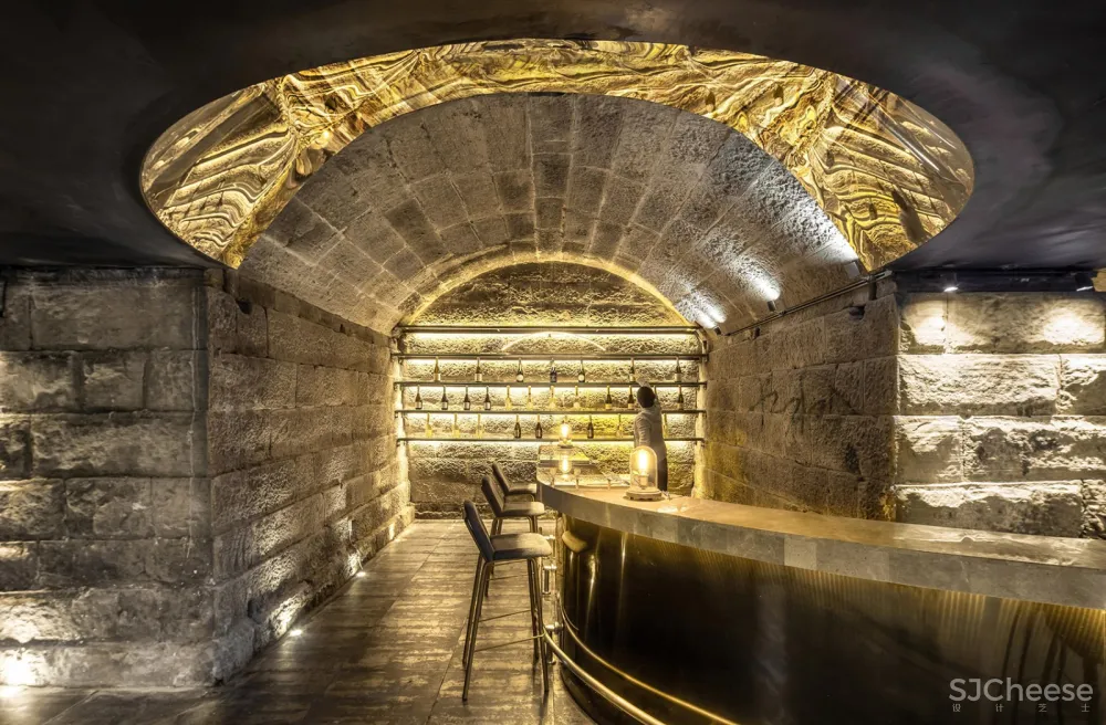 重庆“几许町”酒吧 / 青·微舍工作室