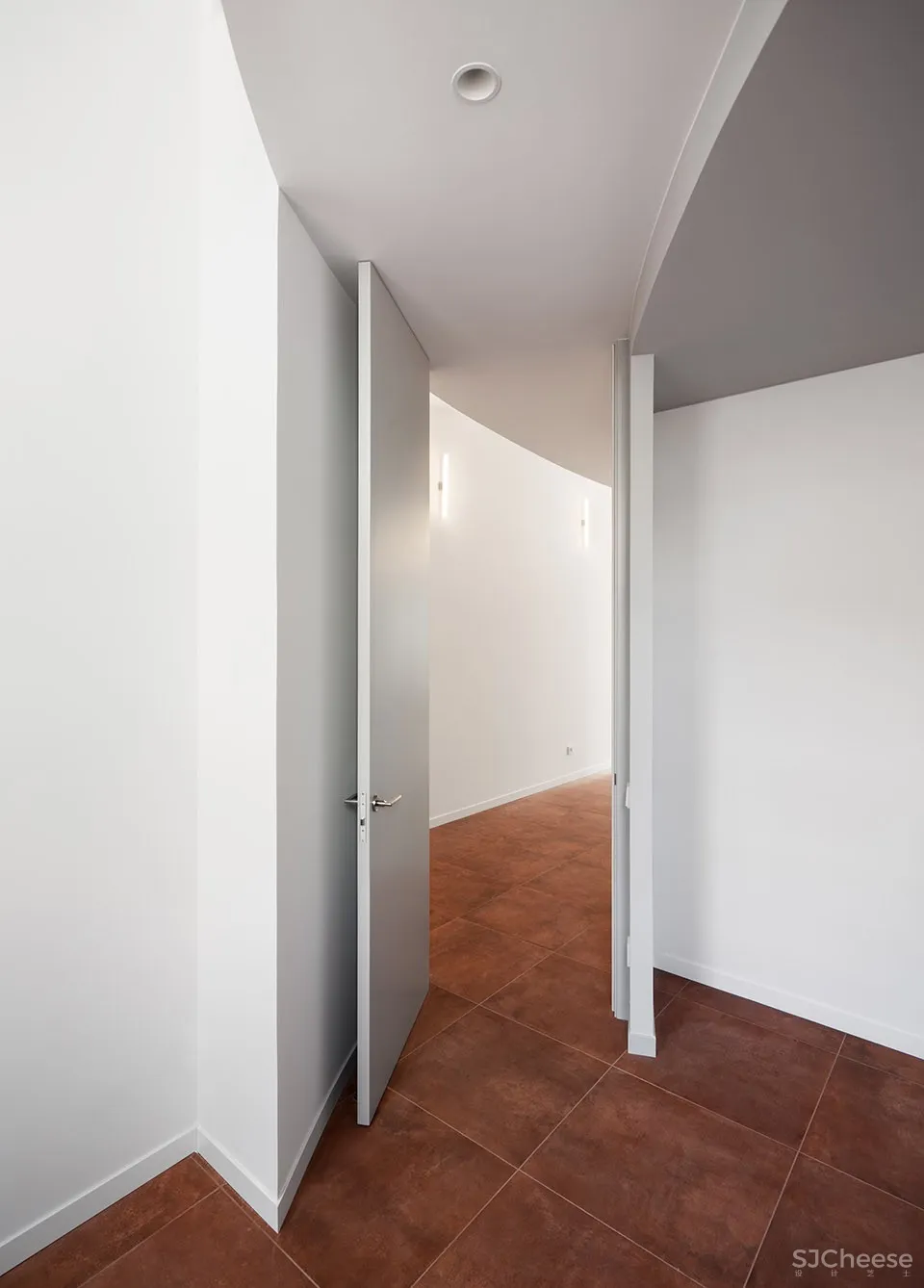 蒙卡达单户住宅改造，巴塞罗那 / Hiha Studio