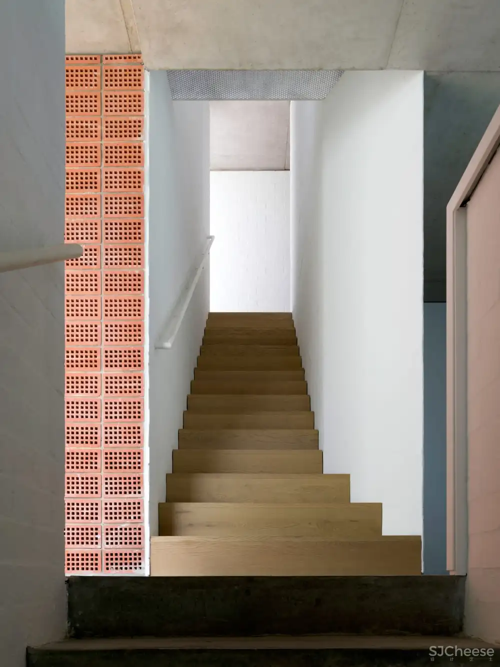 Renato D’Ettorre l 悉尼海滨住宅GB之家