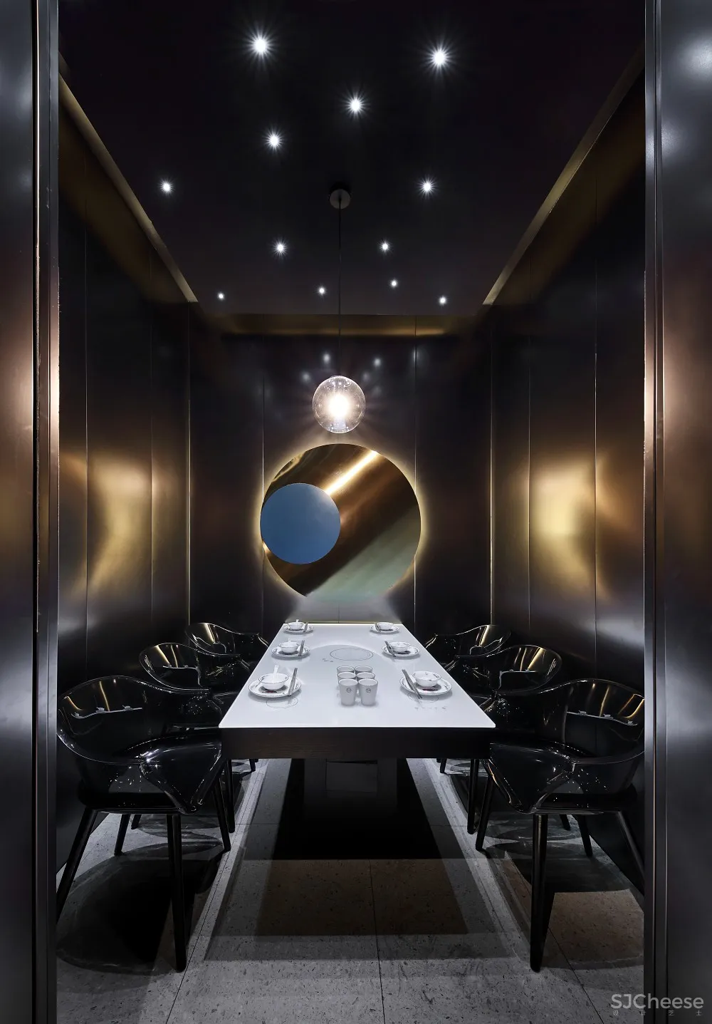 【艺鼎新作·小肥羊】： 清风入夜过草原，正是吃羊好时间