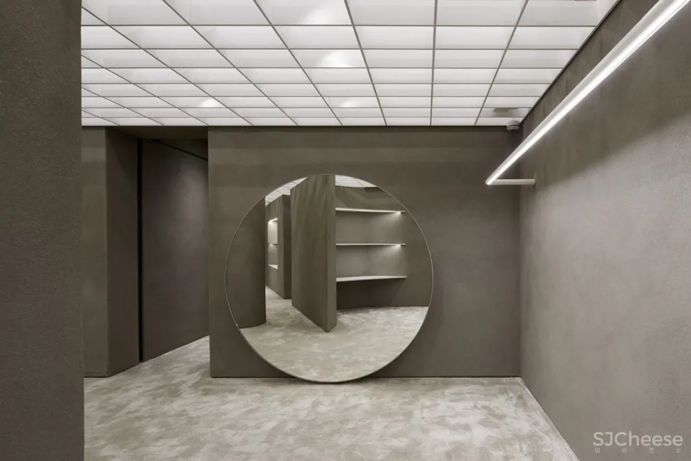 首发 | Casper Mueller Kneer Architects设计,伦敦旗舰自画像独立商店