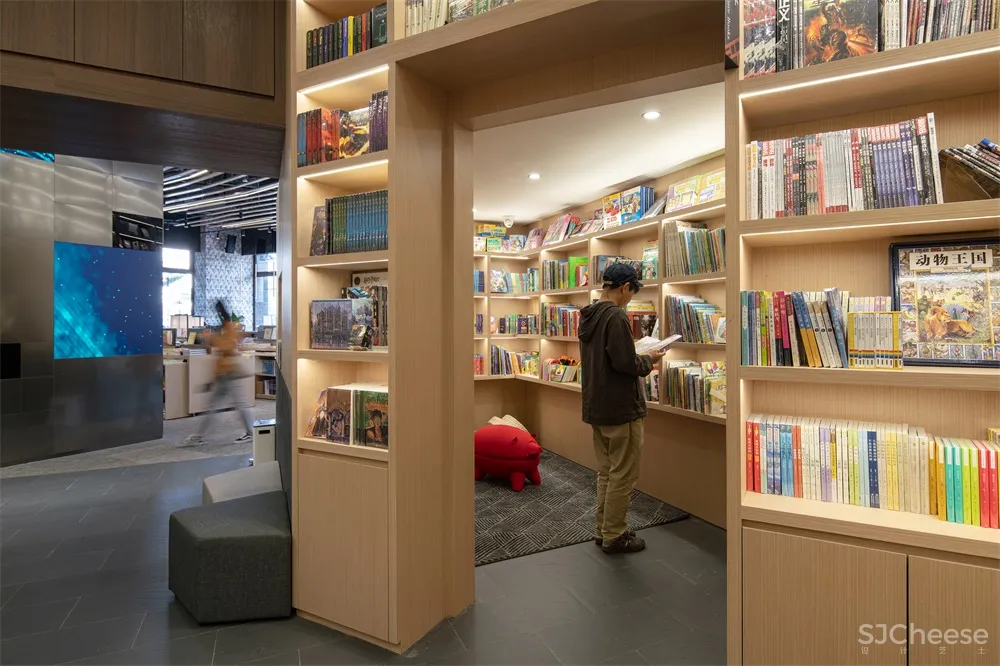 昱景设计 | 出版社的书店-上海中版书房