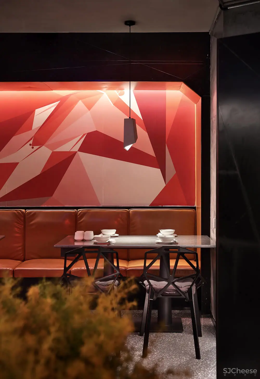 艺鼎新作 | 坚硬的外壳里，藏着鲜嫩的虾肉-虾胡闹