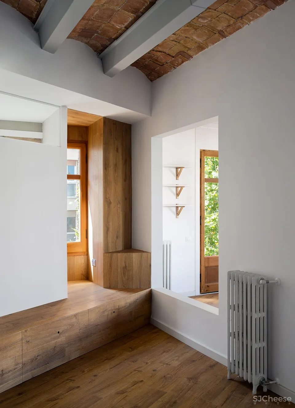 AUSIÀS MARCH公寓改造,巴塞罗那 / Hiha Studio