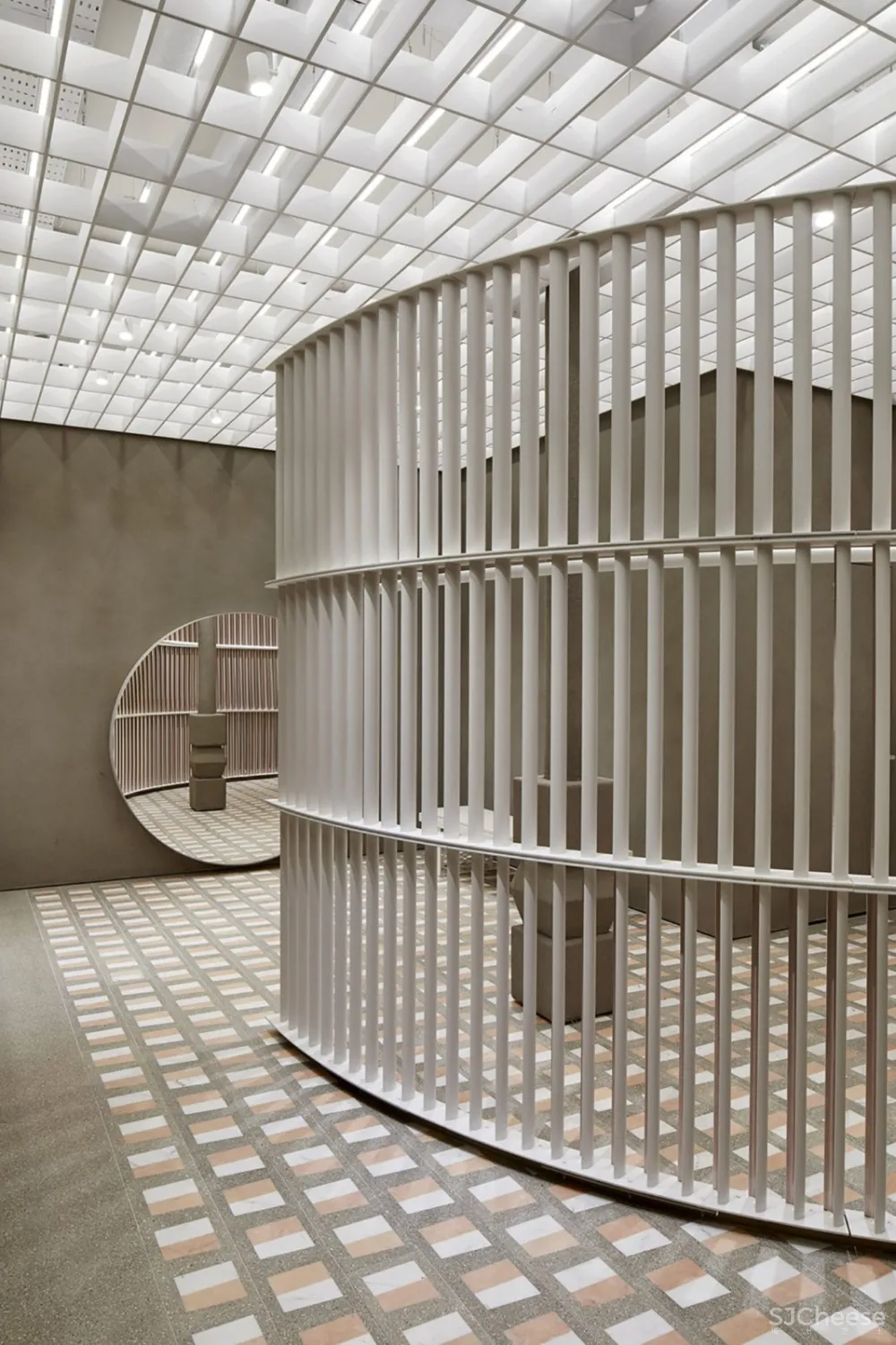 首发 | Casper Mueller Kneer Architects设计,伦敦旗舰自画像独立商店