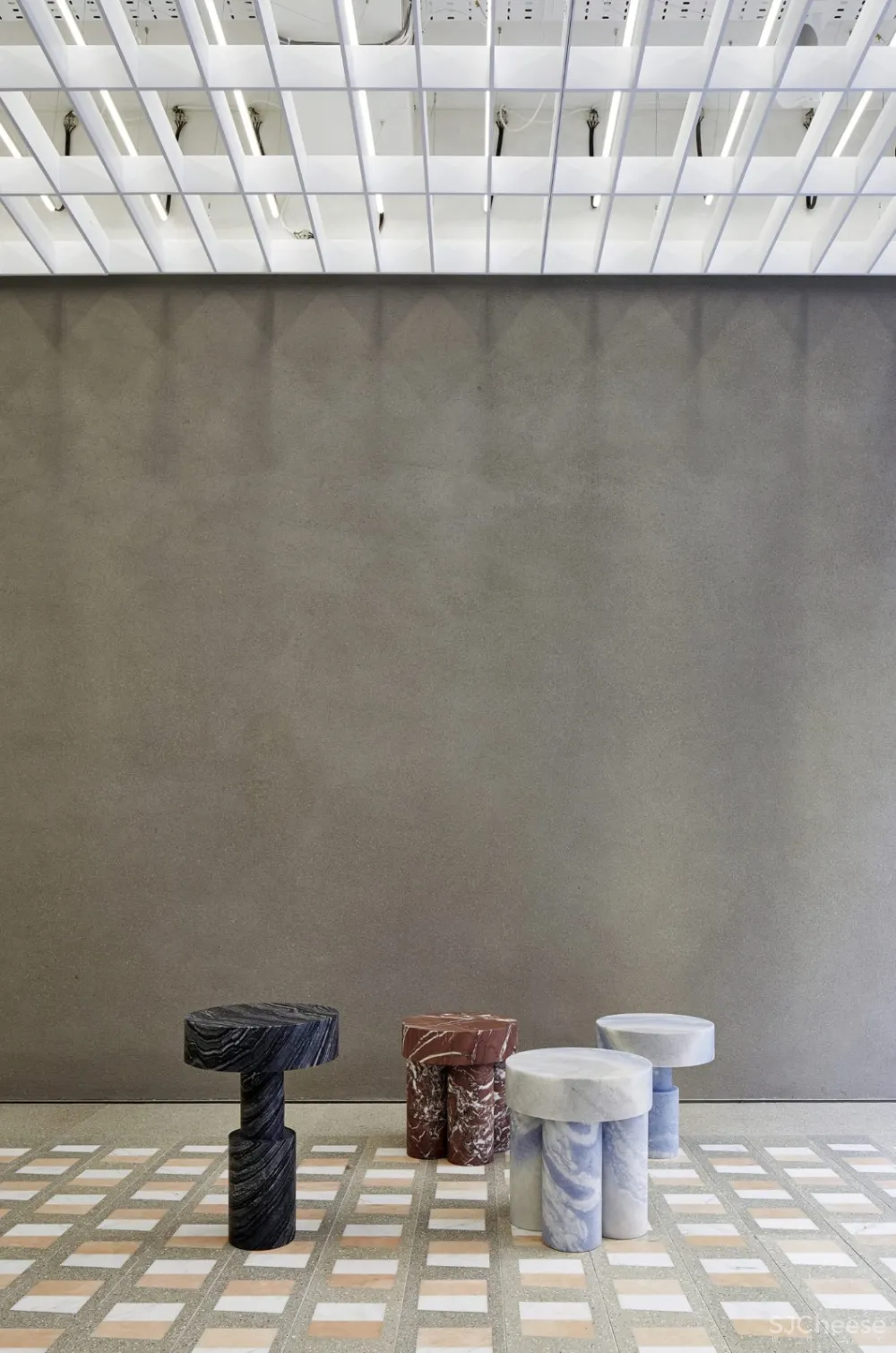 首发 | Casper Mueller Kneer Architects设计,伦敦旗舰自画像独立商店