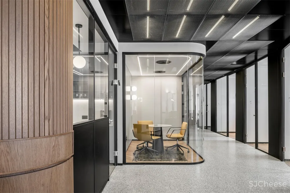 RUST Architects l 以色列工程公司B.S.R.集团办公室