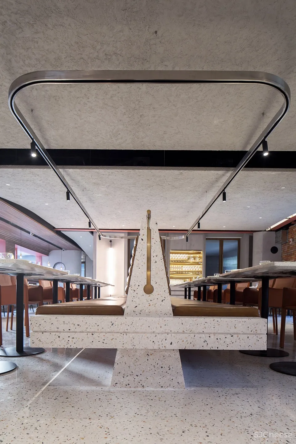 PACO·汇融合餐厅，武汉 / 武汉朴开十向设计事务所