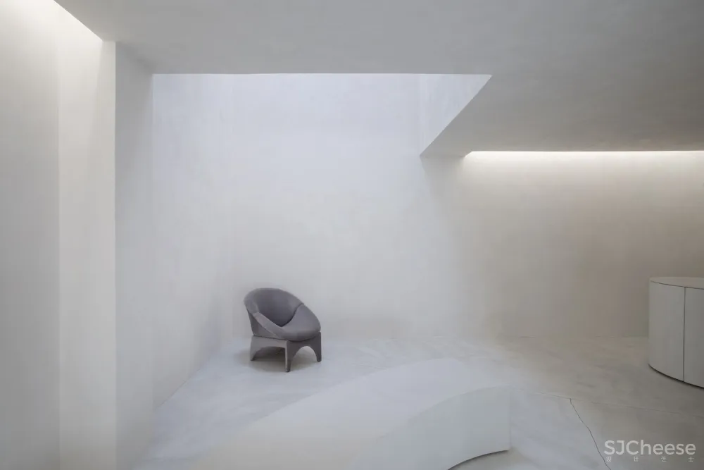 首发 | MNMA studio设计,巴西极简主义Selo品牌手工鞋店