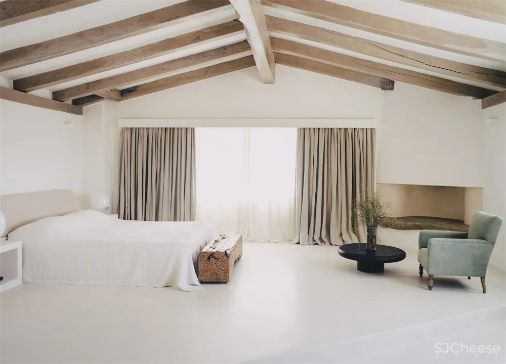 Hollie Bowden l 西班牙Es Cubells海岛住宅