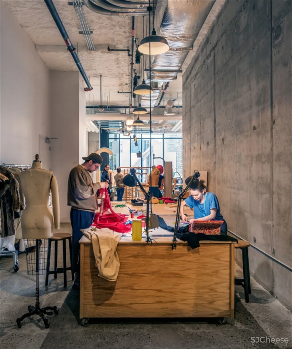 Quadrangle l 多伦多一家专注艺术的联合办公室