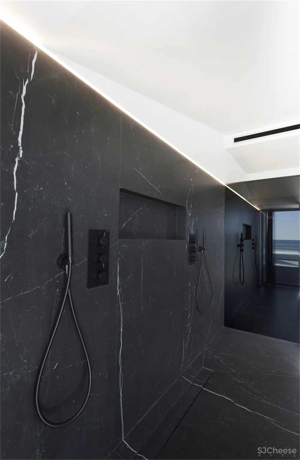 FSA l 西班牙极简主义Penthouse住宅