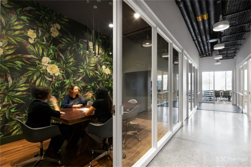 Quadrangle l 多伦多一家专注艺术的联合办公室