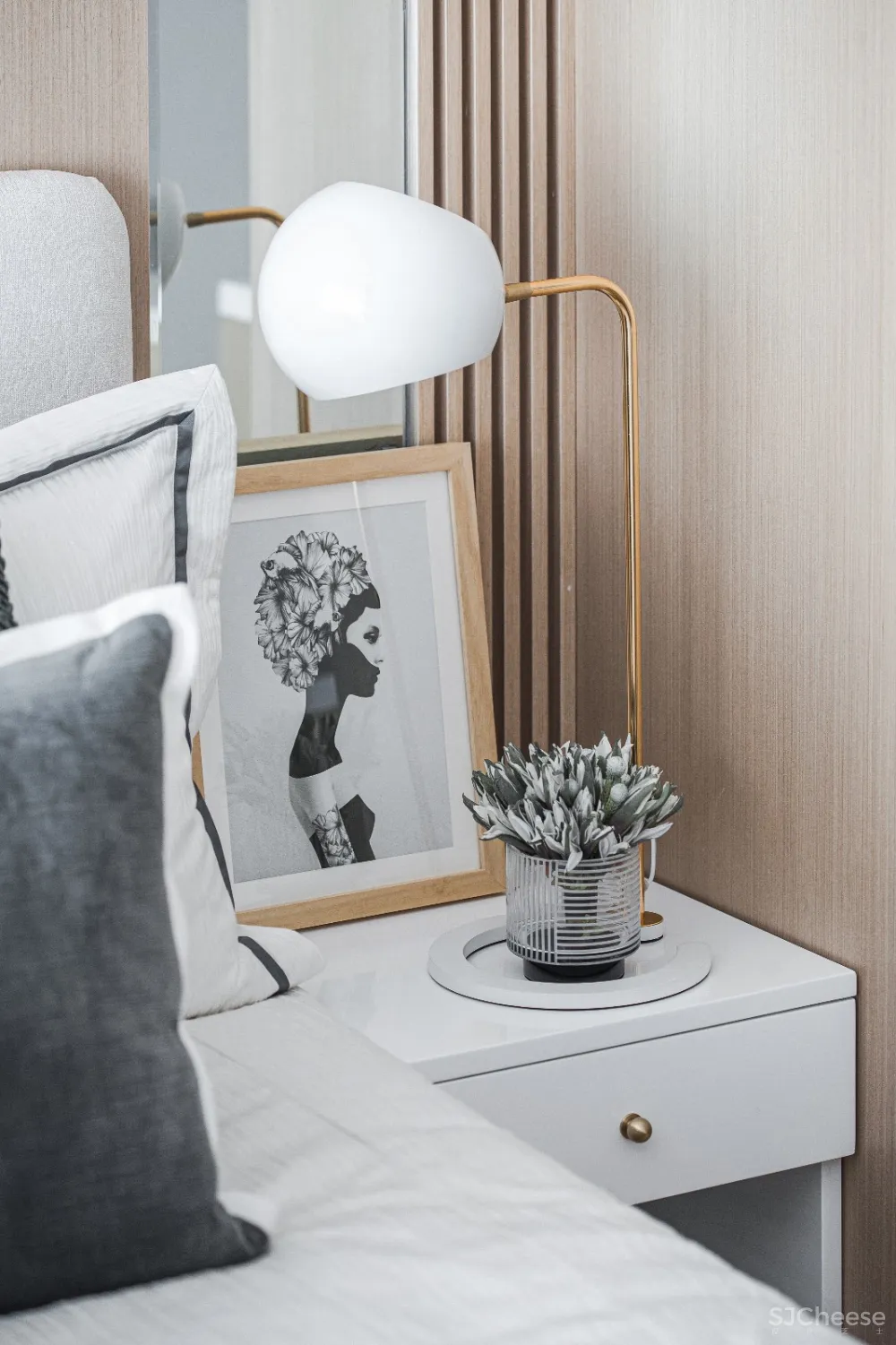 西安上城双钥匙LOFT样板房 — 真正的理想居所 / 大铄设计