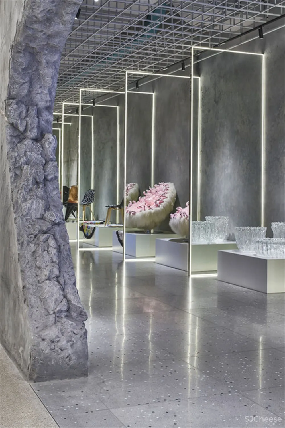 Kostas Chatzigiannis l TheShouter潮流家居买手店